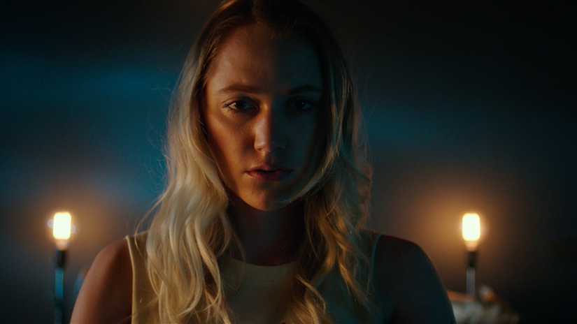 HOW TO BE ALONE - Trailer